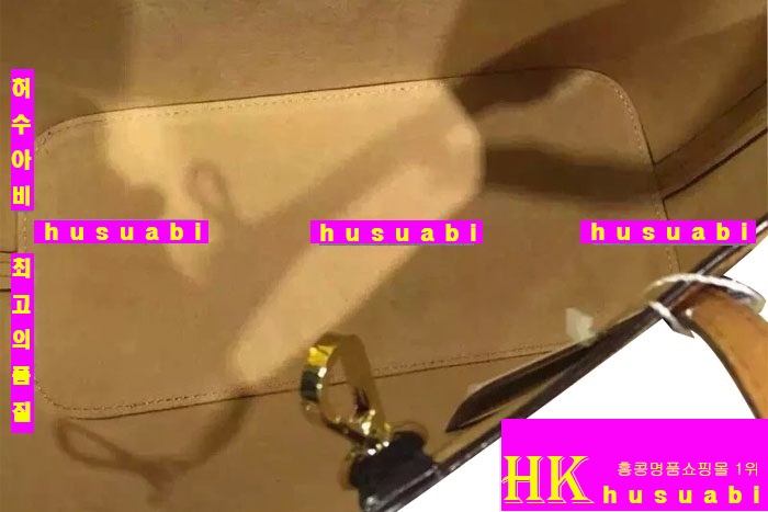 ������ ���۹� �Ż󰡹�  MC721852-11