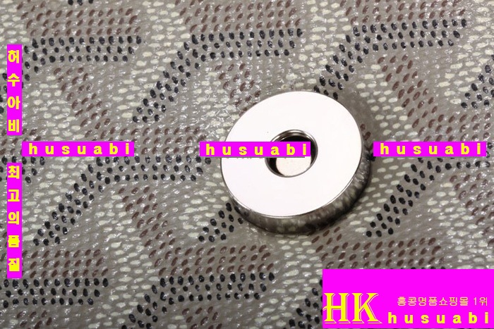 ���ߵ� Ŭ��ġ�� �Ż� GY9952-4