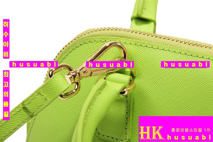 ����� �̴� ũ�ν��� BL0819-4