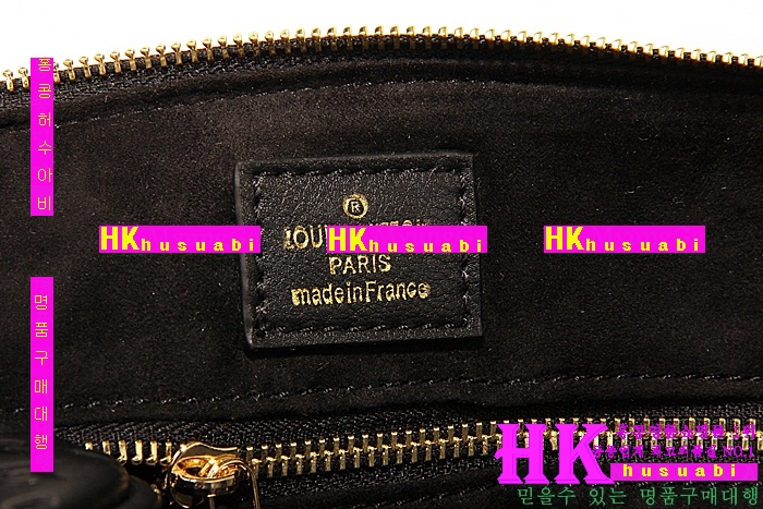 ���̺��� �������� ���ǵ� ���� M40762-3