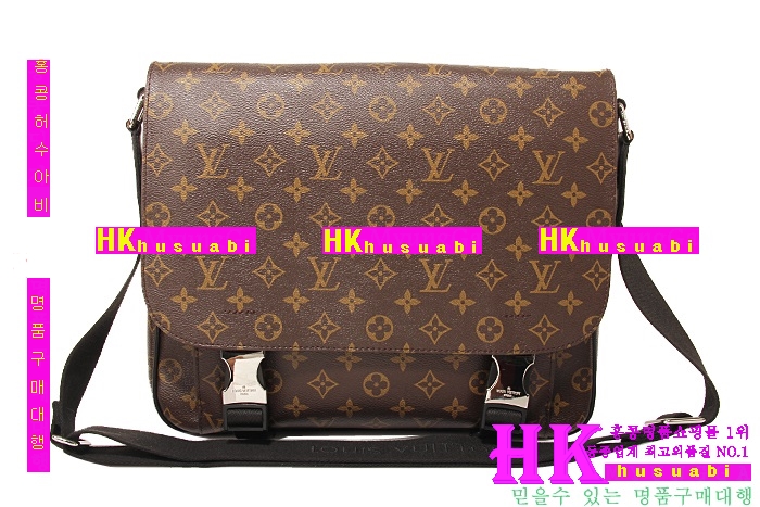 ���̺��� ��ī�縣 Ŭ������ M40936 ���׷�