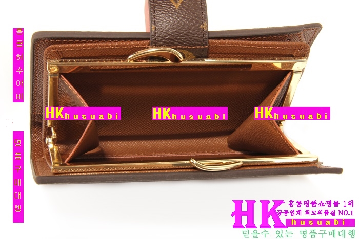 ���̺��� ������ M61673-A03