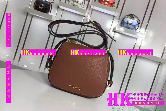 �� ��ǰ���׻��ڹ̿�̿� ũ�ν��� 2016�Ż� MIU-76245-5