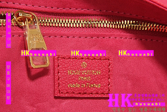 ���̺��� ���ڰ��� M48933-4