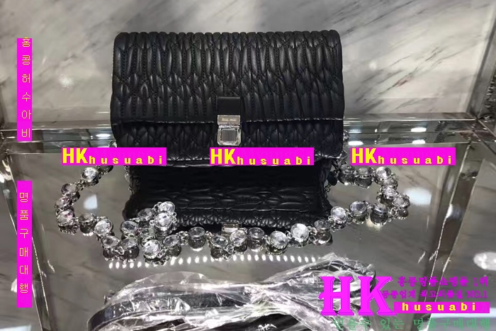 NEW �̿�̿� �Ż� ������ ũ�ν��� MIU170413-47