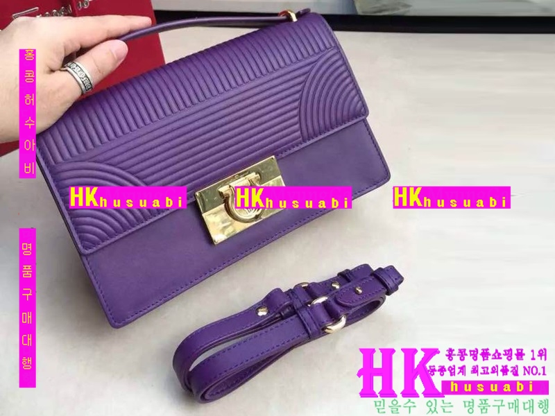 �ڹ̷��ޡ� NEW ��󰡸� ������ ũ�ν��� PE170504-28