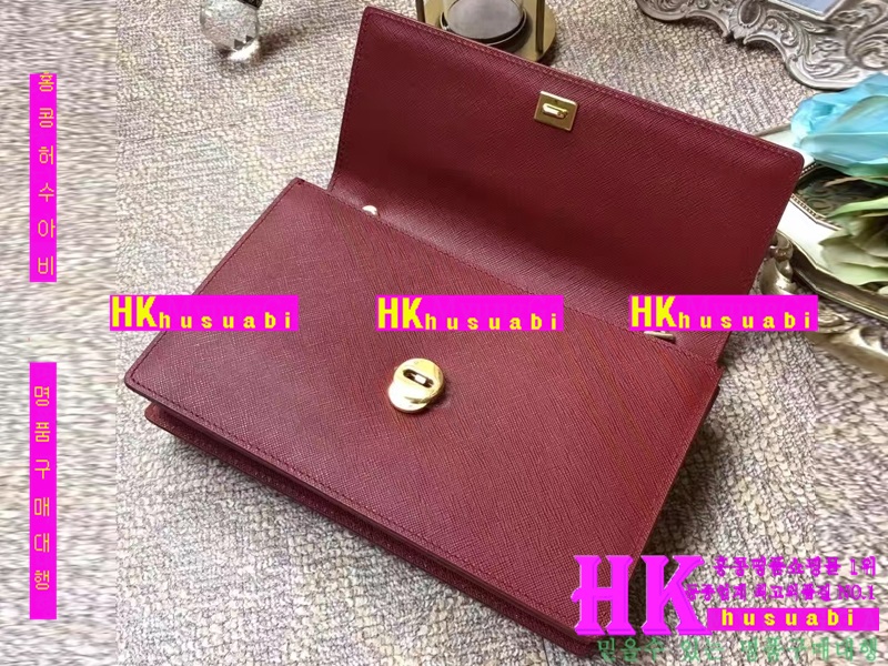  NEW  ��󰡸� �Ż�  ũ�ν��� PE170515-29