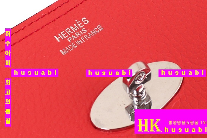 �����޽� �̸��� ũ�ν��� HE0148-6