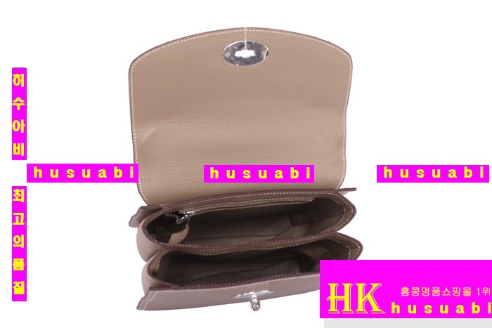 �����޽� �̸��� ũ�ν��� HE0148-5