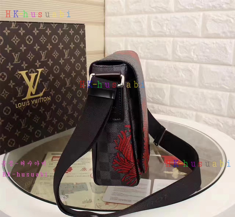 NEW ���̺��� �Ż� ũ�ν��� M41714