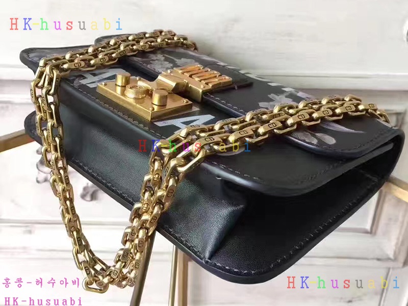 NEW ��ýŻ� ũ�ν���22LMM206QE17Rm