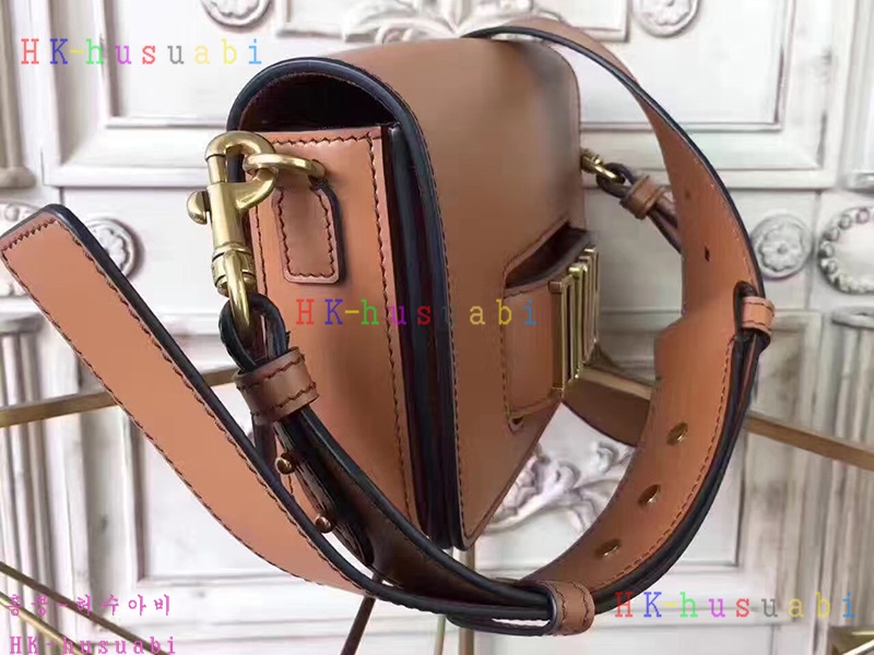 �ڹ̷��ޡ�NEW ��ýŻ� ũ�ν���30PJM825YR491-2