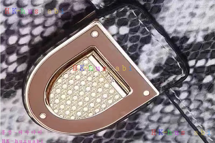 NEW ��ýŻ� ũ�ν���DO89898-2