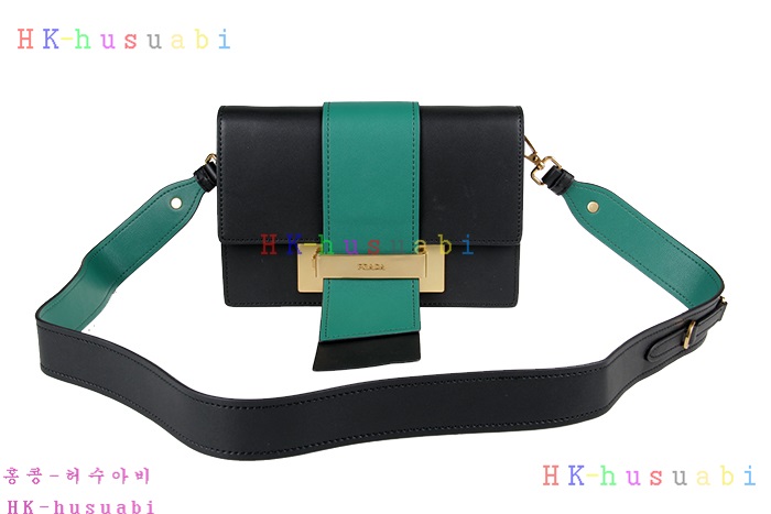 �ڹ̷��ޡ�NEW ����� �Ż� ������ ũ�ν��� PA170405-17