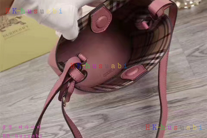 NEW 17S/S ������ �Ż� ���� ���̸��� üũ ũ�ν��ٵ� ��Ŷ �� 40571521