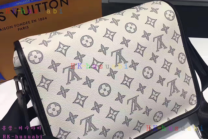 NEW 17S/S ���̺��� �޽��� PM M54248-1