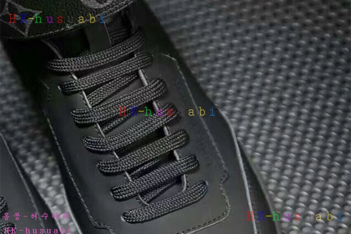 2017F/W ���̺��� �ȭ LV95874-1