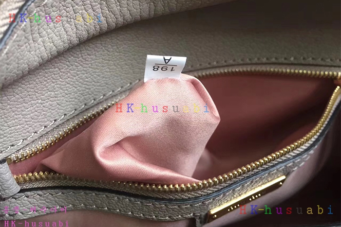 �ڹ̷��ޡ� 2017F/W �̿�̿� �Ż� ����� ���� ��Ʈ�� �̵� 5BA056-2