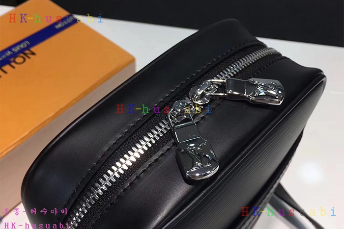 �ڹ̷��ޡ� 2017F/W ���̺���  ������ �ݶ󺸷��̼� ũ�ν��� M5342