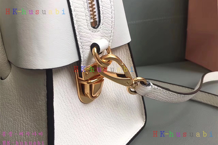 �ڹ̷��ޡ� 2017F/W �̿�̿� �Ż� ����� ���� ��Ʈ�� �̵� 5BA056-3