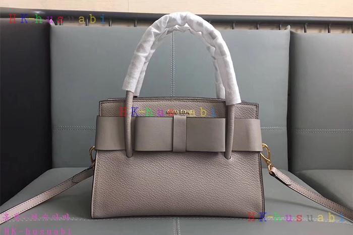 �ڹ̷��ޡ� 2017F/W �̿�̿� �Ż� ����� ���� ��Ʈ�� �̵� 5BA056-2