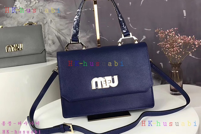 2017ss NEW �̿�̿� ũ������ MIU710162-16