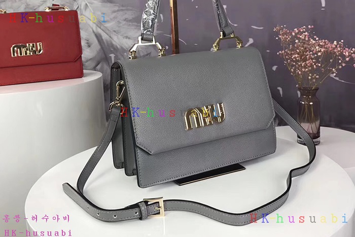 2017ss NEW �̿�̿� ũ������ MIU710162-16