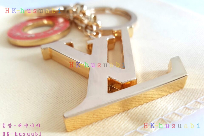 ���̺��� Űȫ�� ���� �Ǽ��縮 LV14764-6