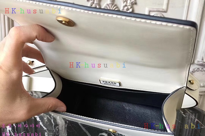 �ڹ̷��ޡ� ����� �����ΰ� ����� PR1BD075-3