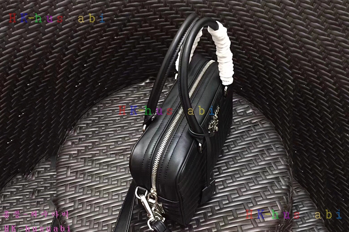 �ڹ̷��ޡ� ����� ���̾�׷� ��Ʈ�� P 1BB113