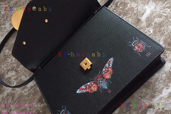 �ڹ̷��ޡ� ���� �� �������õ� ��� ž�ڵ�� GU 488691