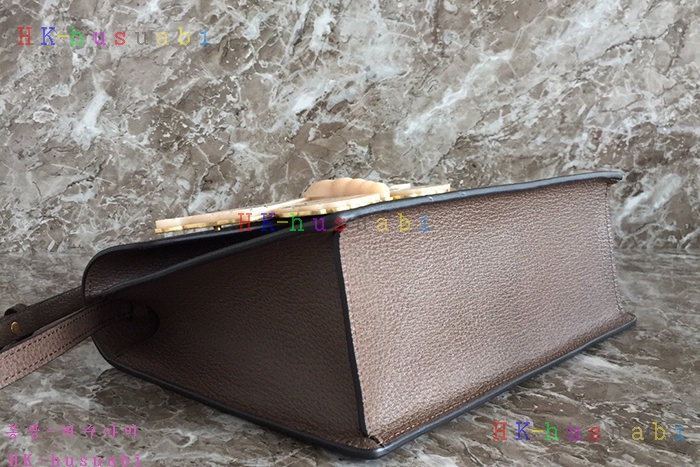 �ڹ̷��ޡ� ���� �� �������õ� ��� ž�ڵ�� GU 488691-3