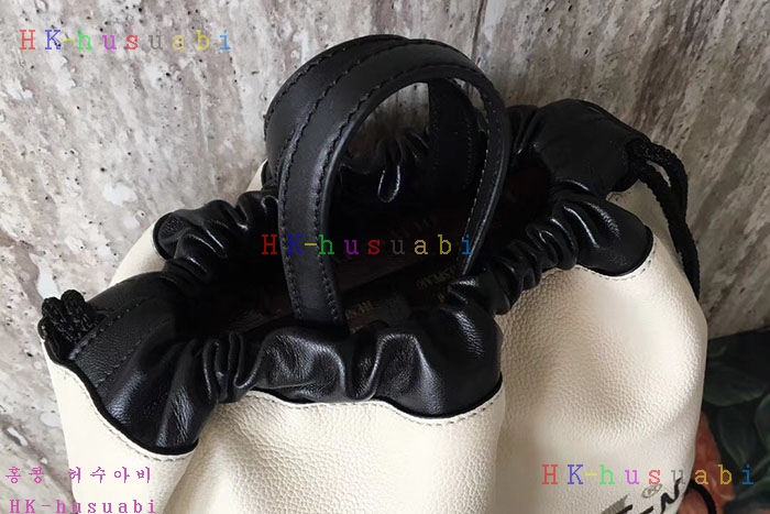 �ڹ̷��ޡ� ���� ��ο콺Ʈ�� �������� ���� GU 494053