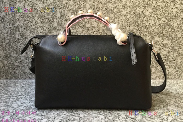 �ڹ̷��ޡ�  ��� ���̴����̹� F 8BL124