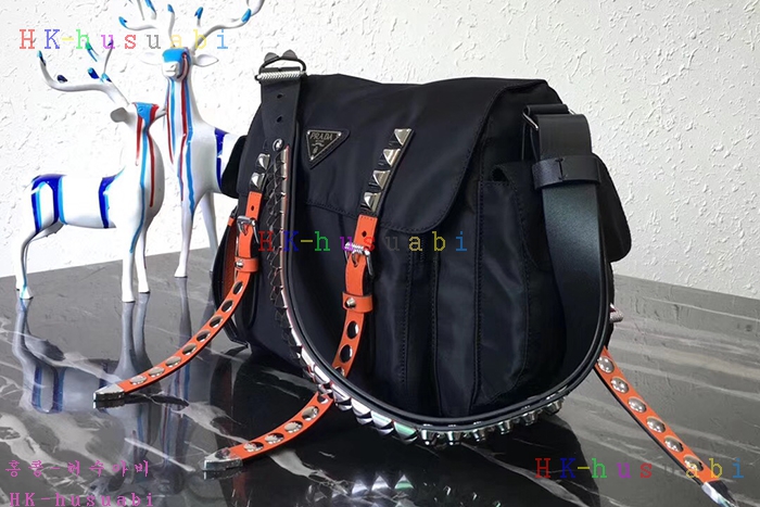 �ڹ̷��ޡ� ����� ���͵� ����� PR 1BD118-2