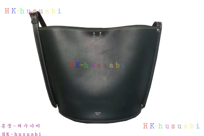 �ڹ̷��ޡ� ������ STUDS CABAS CL18090-2