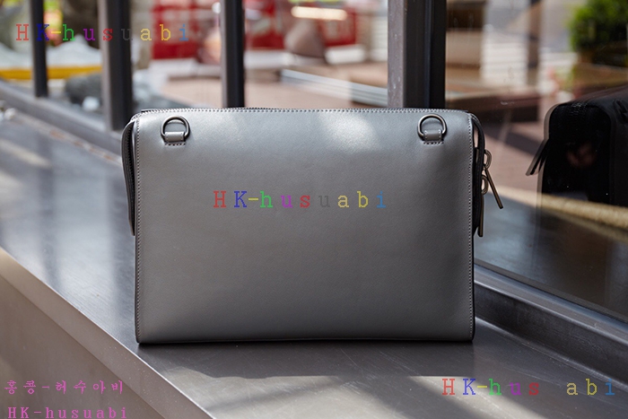 �ڹ̷��ޡ� ��� �Ż� ũ�ν��� F0448-2