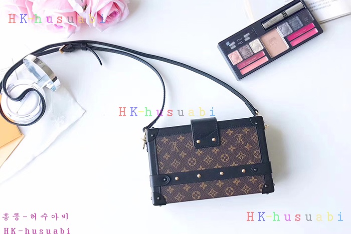 �ڹ̷��ޡ� ���̺��� �ڶ�� ��  M54650-6