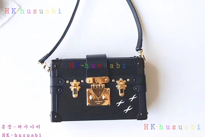 �ڹ̷��ޡ� ���̺��� �ڶ�� ��  M54650-5