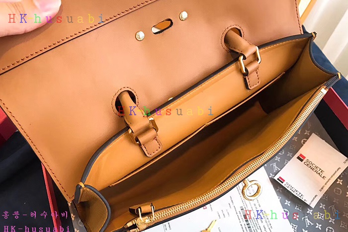 �ڹ̷��ޡ� ���̺��� ��Ƽ��Ƽ�� ��Ʈ�� M54925-2