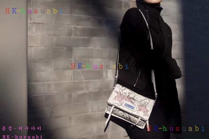 �ڹ̷��ޡ� ����� �Ϸ���Ʈ ��Ƽ�� ����� PR 1BD082