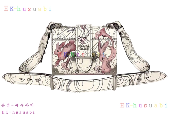 �ڹ̷��ޡ� ����� �Ϸ���Ʈ ī�̿��� PR 1BD045  