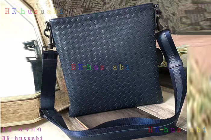 �ڹ̷��ޡ� ���װ�����Ÿ �Ż� ũ�ν��� V0079-3