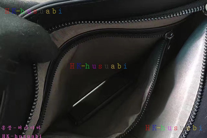 �ڹ̷��ޡ� ���װ�����Ÿ �Ż� ũ�ν��� V0079-3