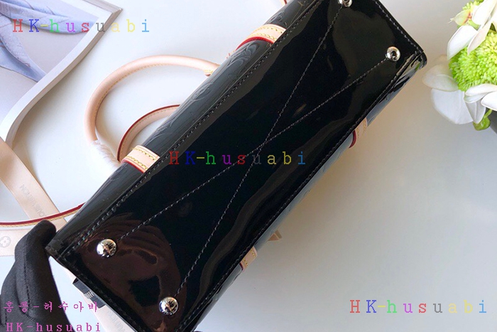 �ڹ̷��ޡڷ��̺��� �׿� Ʈ���̾ޱ� M96052-5