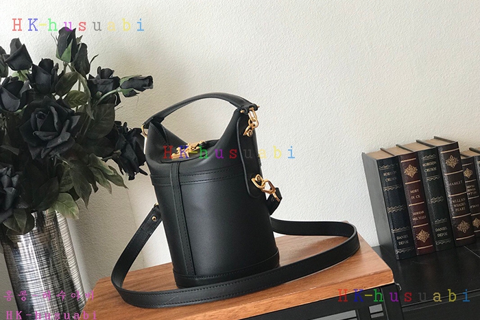 �ڹ̷��ޡڷ��̺��� ������ M53044