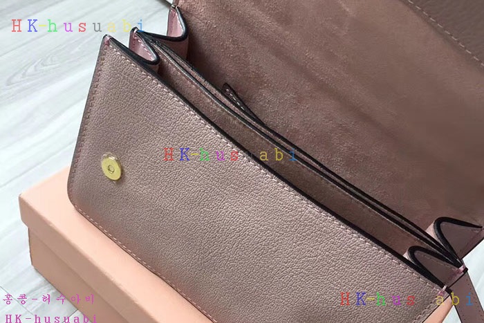 �ڹ̷��ޡ� �̿�̿� ����� �����  MU 5BH609-6