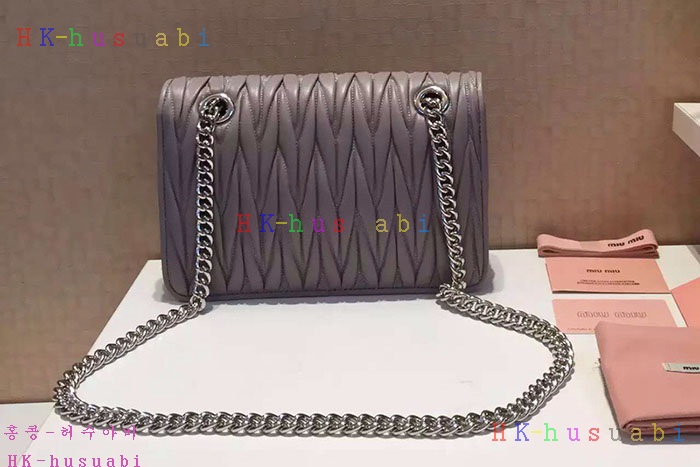 �ڹ̷��ޡ� �̿�̿� ���׶� ����� MU 5BE104-2