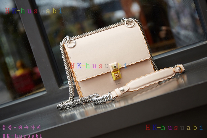 �ڹ̷��ޡ����  ĭ ���� ü�ι� FD 98854