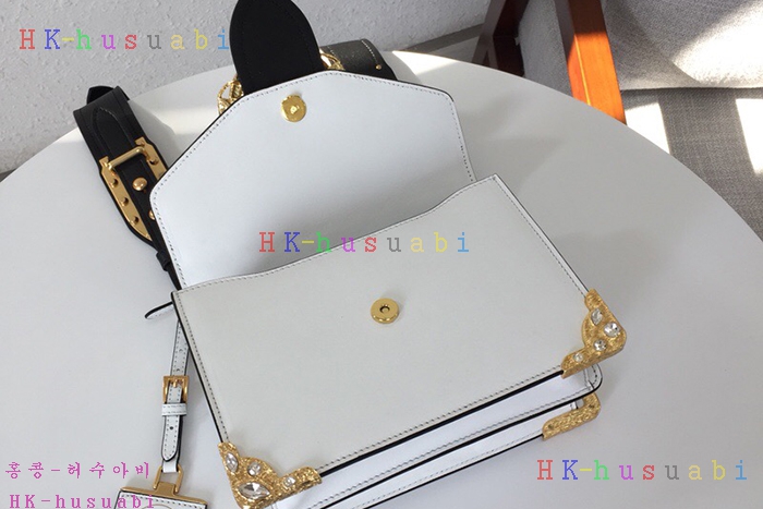 �ڹ̷��ޡ� ����� ī�̿� ����� PR 1BD103-2